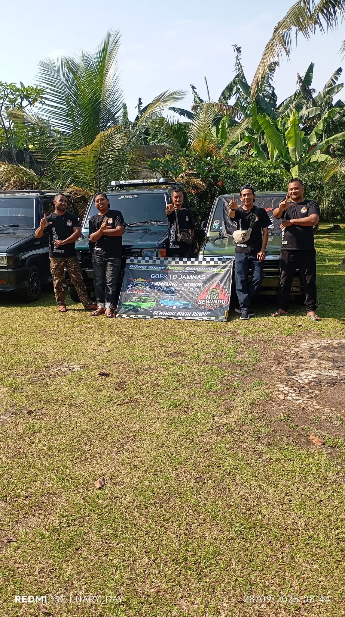 Foto kegiatan komunitas mobil