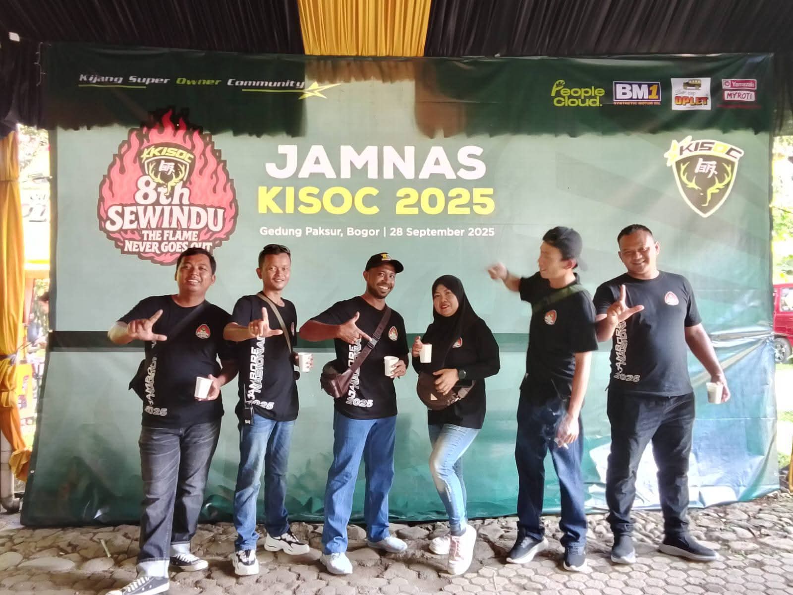 Foto Komunitas Mobil