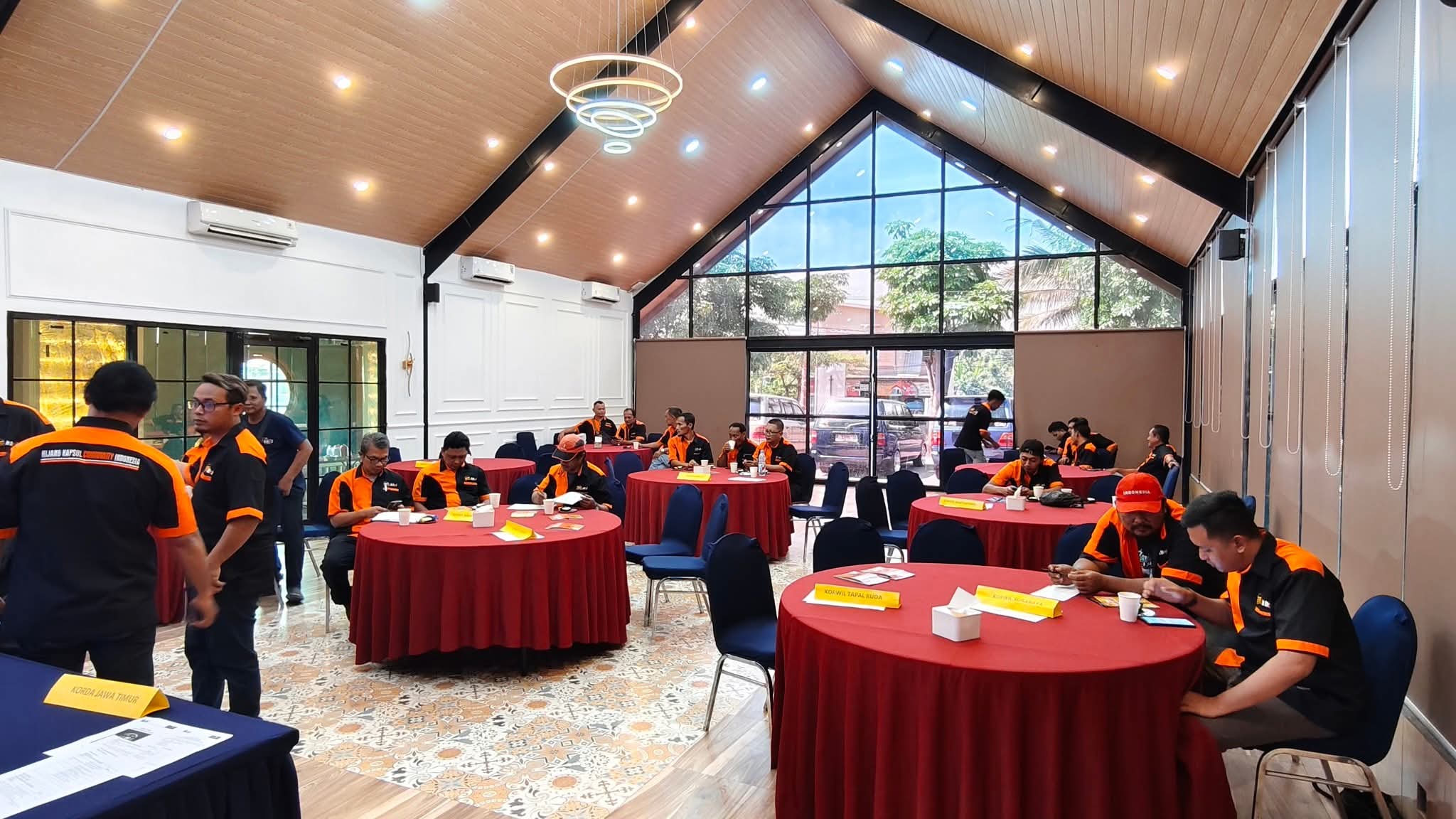 Diskusi Pengurus KKCI Jawa Timur